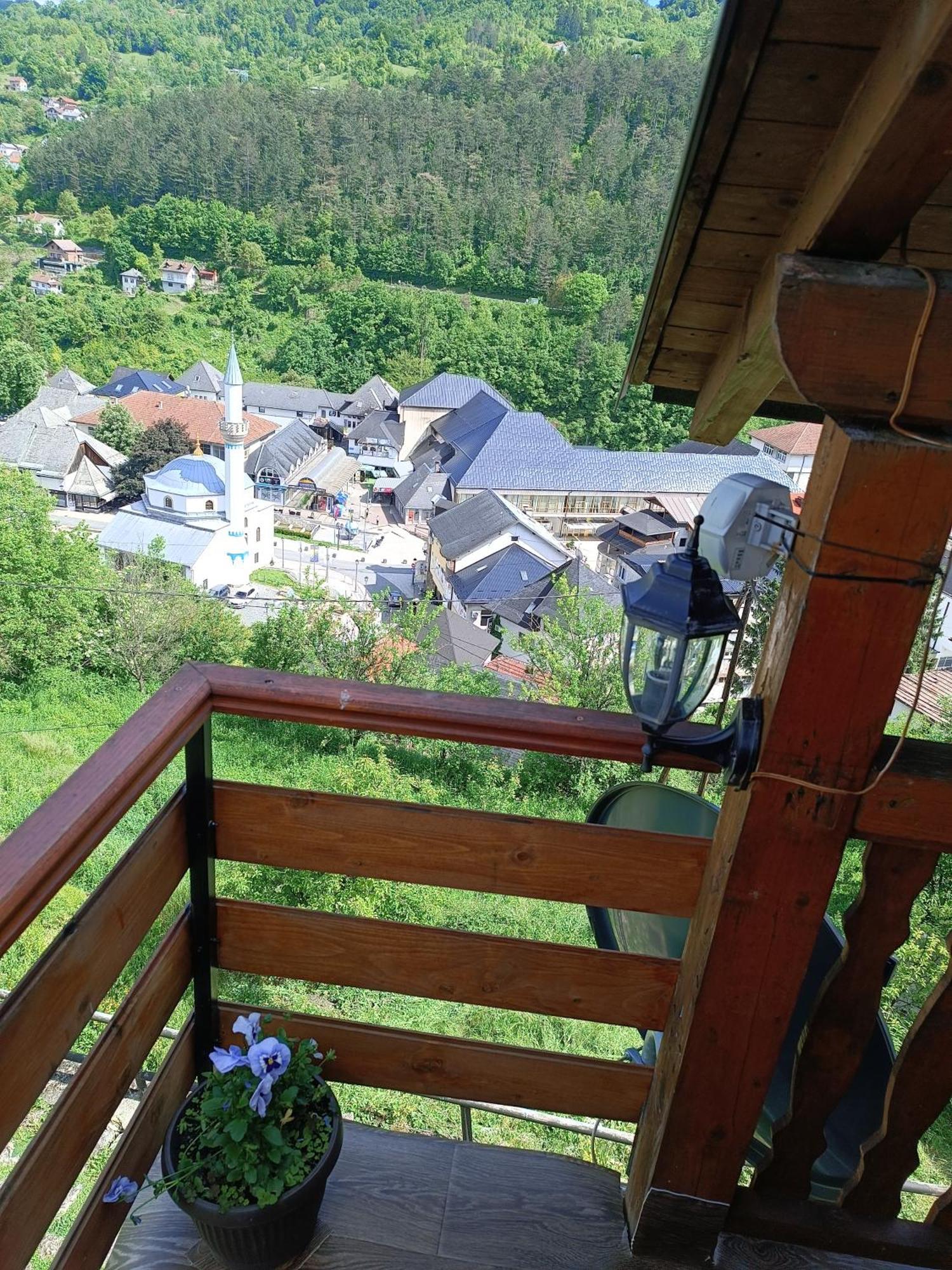 Privatni Smjestaj Kurtalija Hotel Jajce Bagian luar foto